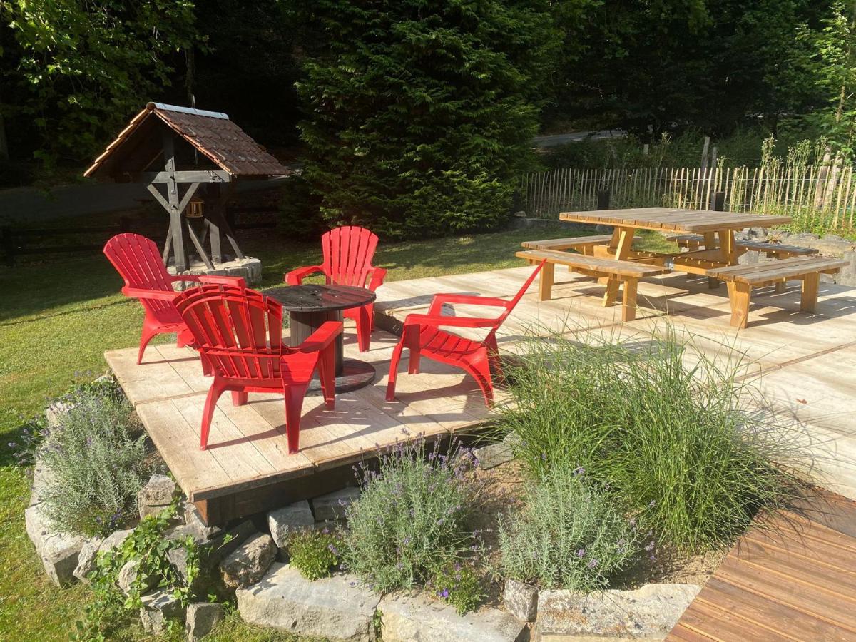 Le Gite Des Platanes Spa Ngoại thất bức ảnh